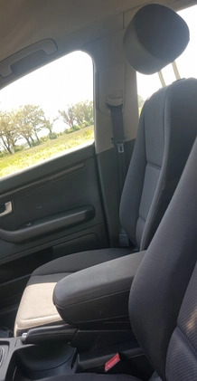 Audi A4 cena 13500 przebieg: 268000, rok produkcji 2004 z Wrocław małe 191